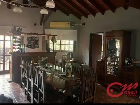 Casa 5 ambientes con 2 baños