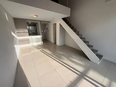 Departamento 2 amb. tipo loft al frente