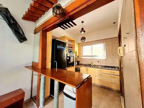 Depto Tipo Casa 8 ambientes con 3 baños