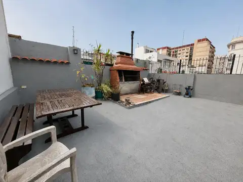 PH - entrada indep - 8 amb en VENTA en San Telmo con terraza y parrilla!