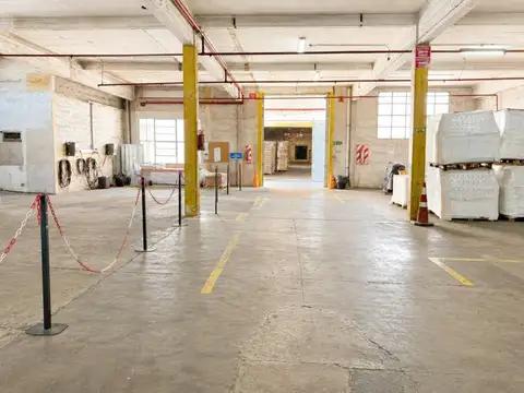 IMPORTANTE FRACCIÓN INDUSTRIAL EN VENTA – MORÓN | 10258 m² DE TERRENO + 11000 m² EDIFICADOS