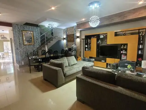 Casa en Venta en Ituzaingo Sur, USD 260.000