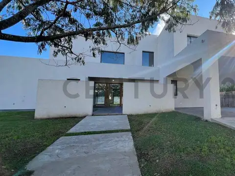Venta  casa muy luminosa en Barrio Cerrado San Matias - Escobar