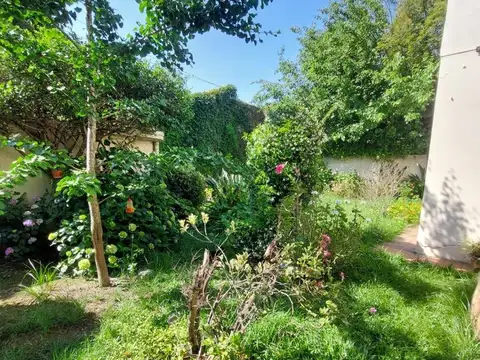 Local en Venta en José Mármol, USD 220.000