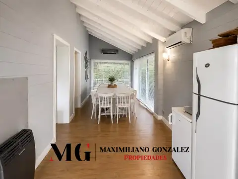 Casa 7 ambientes con 2 baños