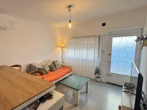Casa PH venta 3 ambientes Ituzaingo reciclada apto credito
