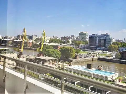 Oficina en Alquiler con 3 cocheras