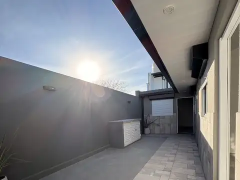Departamento en Alquiler en Barrio Granadero Baigorria, $ 560.000