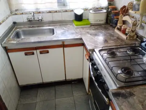 Depto Tipo Casa en Venta 26 años