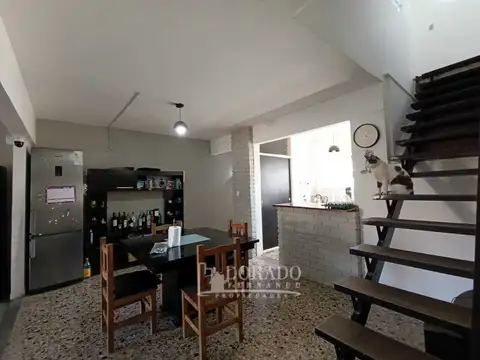 Depto Tipo Casa en Venta 50 años