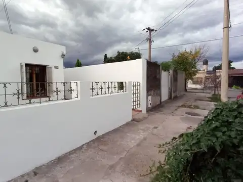 VENTA CASA EN EMPALME 2 DORMITORIOS APTA CREDITO