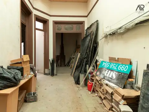 Casa 6 ambientes con 2 baños