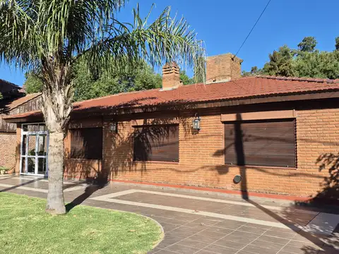 Casa en venta en Country Las Lajas