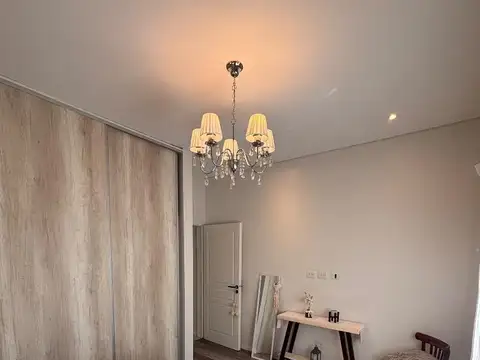 Casa en Venta en Alvarez Del Bosque, USD 380.000