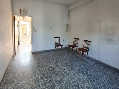 CAAGUAZU 800, Piso PB