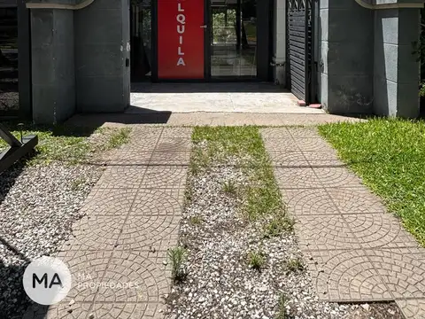 Local en Alquiler en Funes, USD 5.500