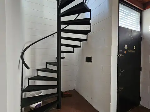 Casa 2 ambientes con 1 baño