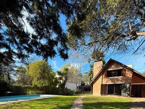 Casa en Alquiler 3 ambientes - Malvinas Argentinas