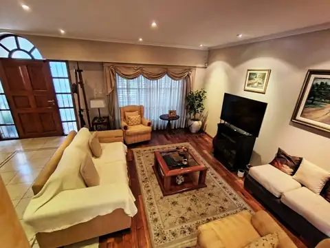 Casa en Venta en Rosario, USD 400.000