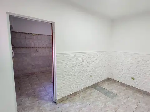 Depto Tipo Casa en Venta 40 años