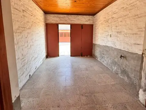 Casa 3 ambientes con 1 baño