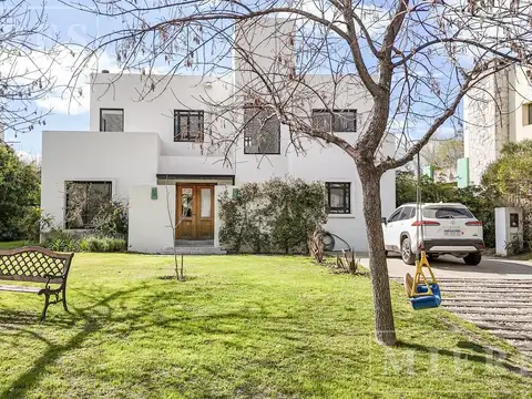 Casa en venta en Santa Maria de los Olivos