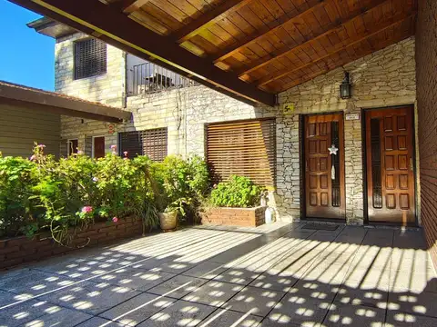 Depto Tipo Casa 4 ambientes con 1 baño