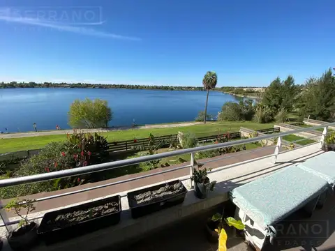 LHC. Venta departamento 4 ambientes  con vista al lago en Vila Vela, Villanueva