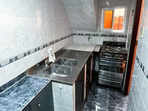 Depto Tipo Casa en Venta 40 años