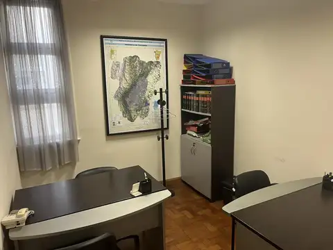 Oficina en Venta 51 años