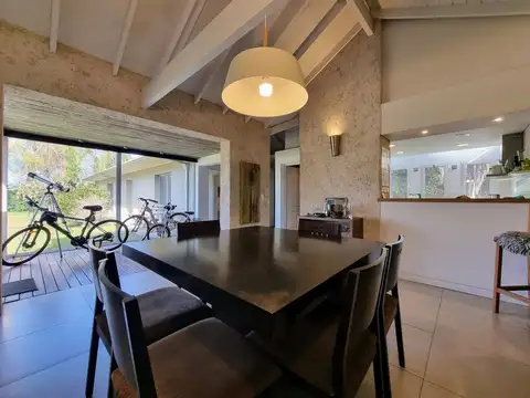 Casa Venta Club de Campo Aranzazu Pileta Seguridad