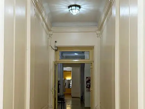 Venta Depto 2 ambientes San Nicolas, CABA, REFECCIONADO