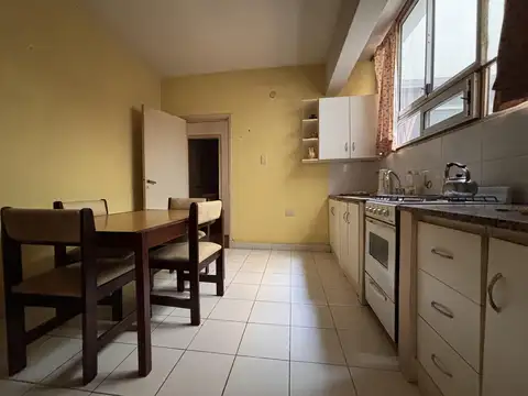 Departamento 5 ambientes con 2 baños
