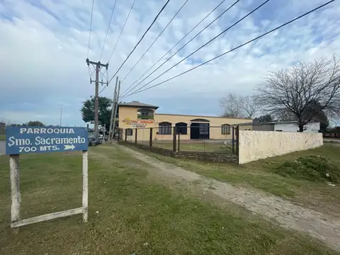 Alquiler galpón con Vivienda y Local Comercial - Guernica