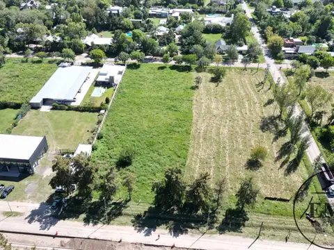 Terreno en Venta 104  mts Frente