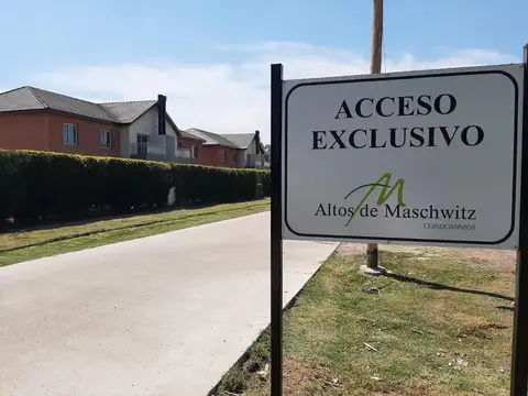 Dúplex de Pozo - 4 AMB en Altos de Maschwitz