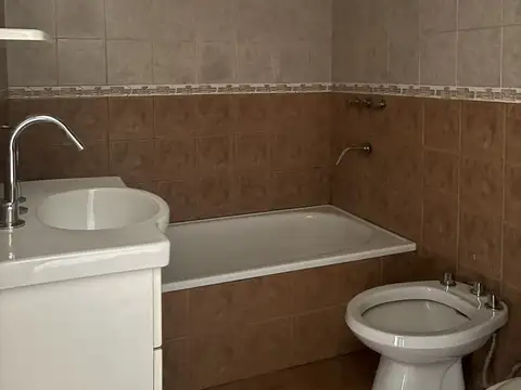 Departamento en Alquiler en Lomas del Millon, $ 320.000