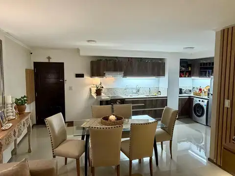 Departamento 4 ambientes con 2 baños