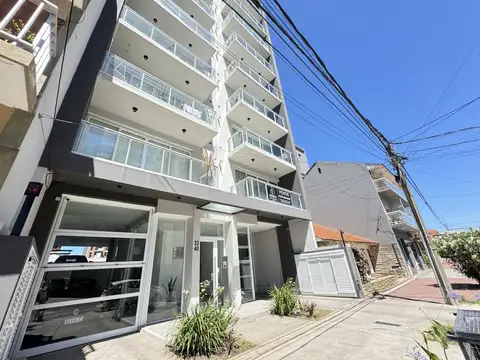Departamento semipiso 2 ambientes c/cochera La Perla