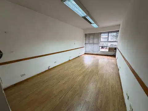 Oficina en Alquiler en Almagro Sur, $ 480.000