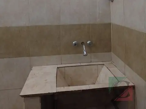 Local en Alquiler en Lanús Oeste, $ 430.000