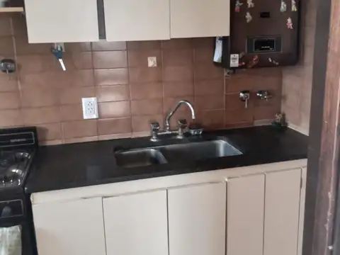 Hipólito Irigoyen 1400, Piso 10