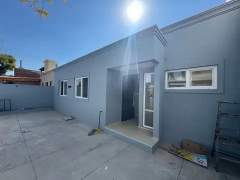 VENTA CASA 3 DORMITORIOS