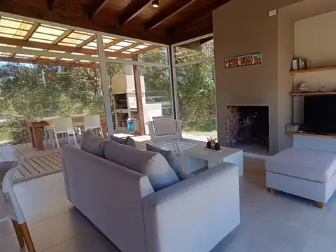 Casa en Venta en Barrio Golf 1, USD 190.000