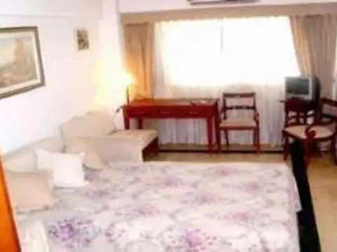 Avenida Presidente Manuel Quintana 400
