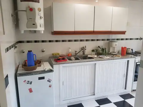 XINTEL(MBA-MBA-226) Casa - Venta - Argentina, Quilmes - Saenz Peña 1777