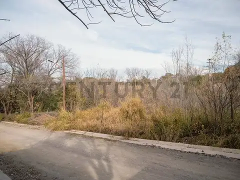 EXCLUSIVO LOTE DE 2.008 m² APTO DESARROLLO EN VILLA CARLOS PAZ