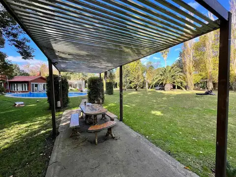 Casa en Alquiler de 4 dormitorios