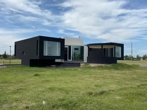 Moderna casa en una planta Fincas de San Vicente