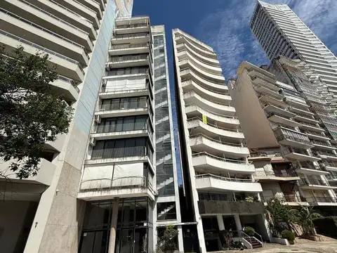 Departamento en Venta de 8 ambientes
